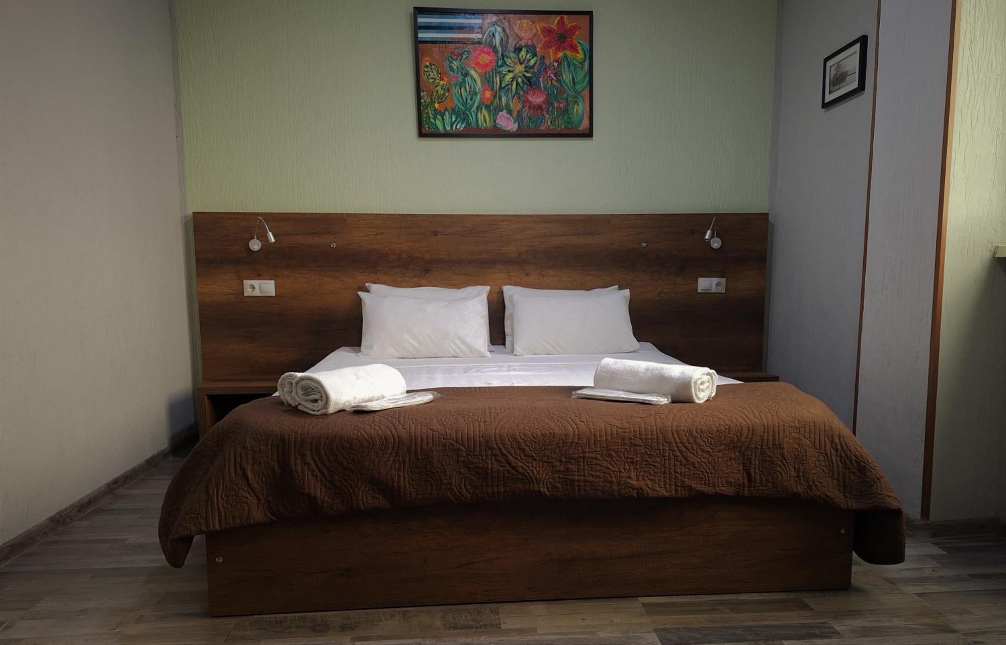 Hotel Georgian Kutaiszi Kültér fotó