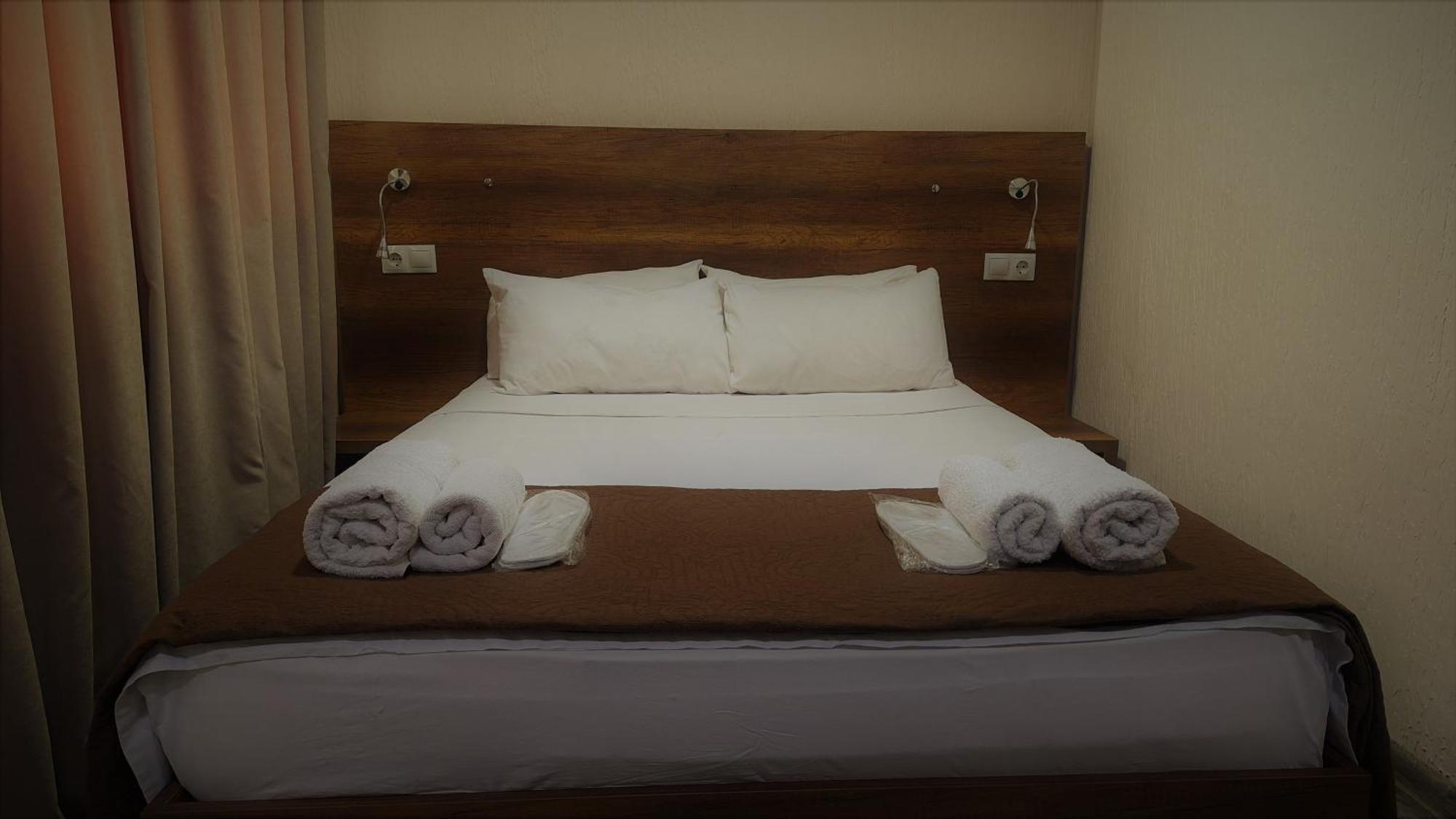 Hotel Georgian Kutaiszi Kültér fotó