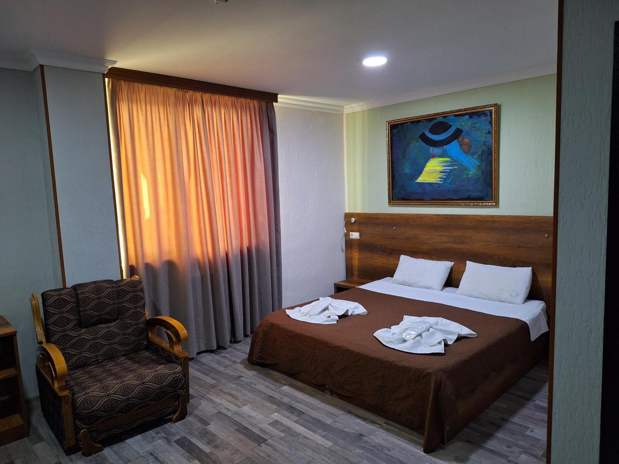 Hotel Georgian Kutaiszi Kültér fotó