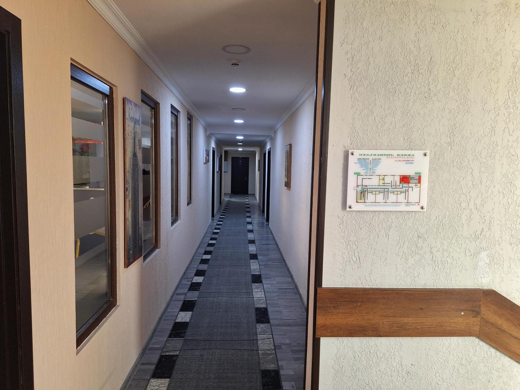 Hotel Georgian Kutaiszi Kültér fotó